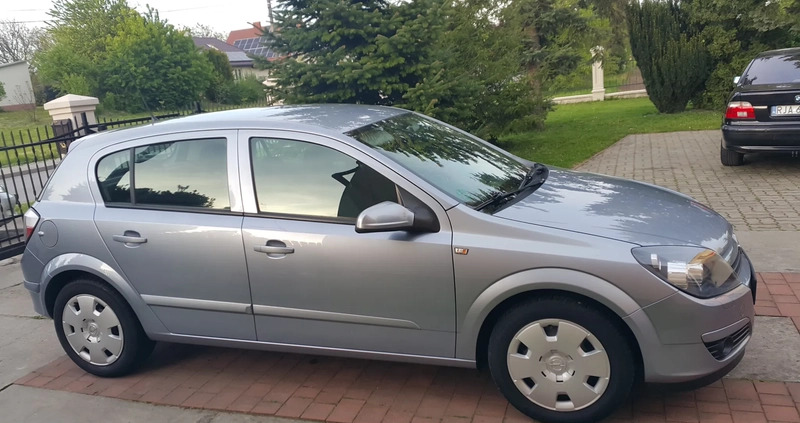 Opel Astra cena 13300 przebieg: 164000, rok produkcji 2005 z Jarosław małe 191